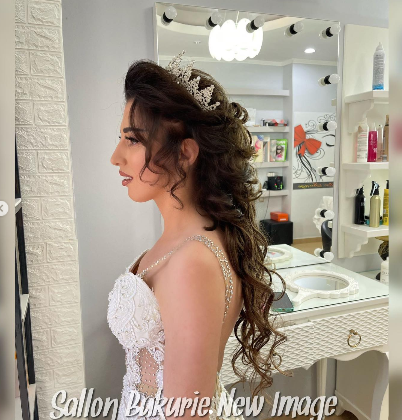 Nuse — tiara dhe makeup